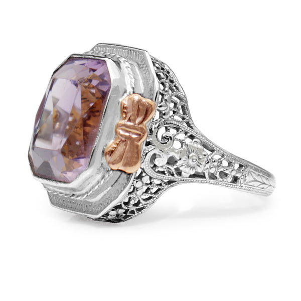 18ct White Gold Art Deco Amethyst Filigree Ring with Rose Gold Detail