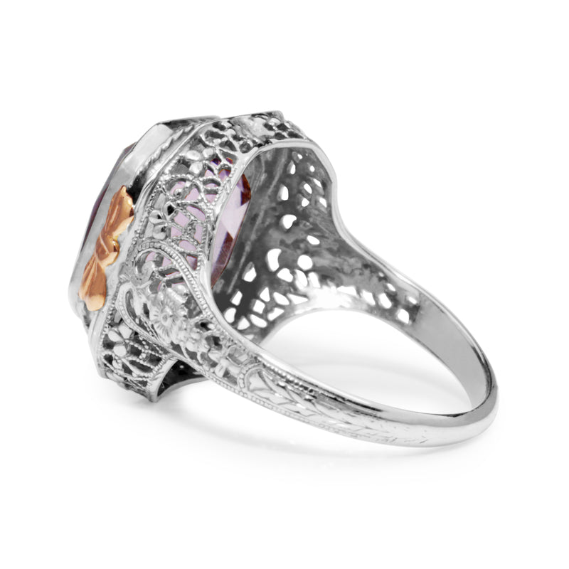 18ct White Gold Art Deco Amethyst Filigree Ring with Rose Gold Detail