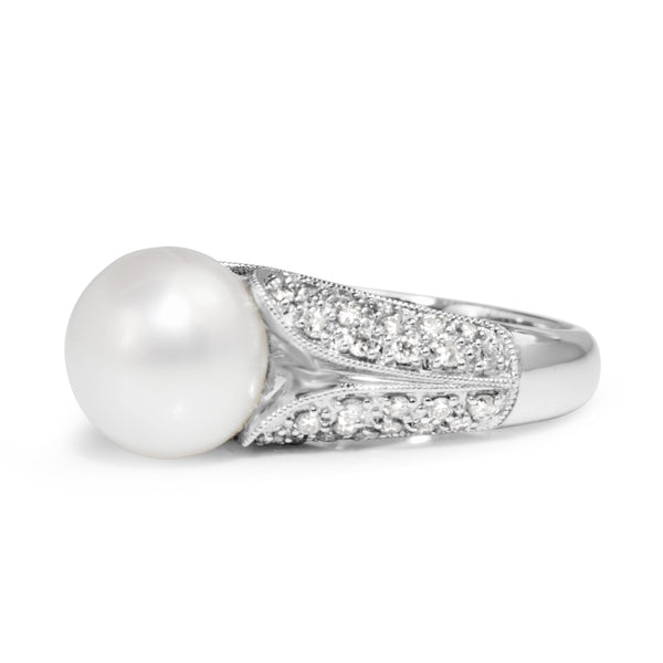 14ct White Gold 11mm South Sea Pearl and Diamond Ring