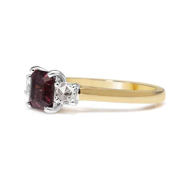 18ct Yellow and White Gold Spinel and Rose Cut Diamond 3 Stone Ring