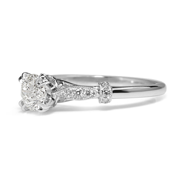 18ct White Gold Vintage Style Solitaire Ring