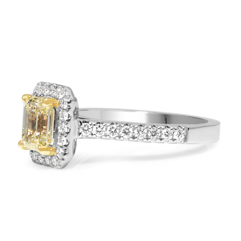 18ct Yellow Gold Yellow Diamond Halo Ring