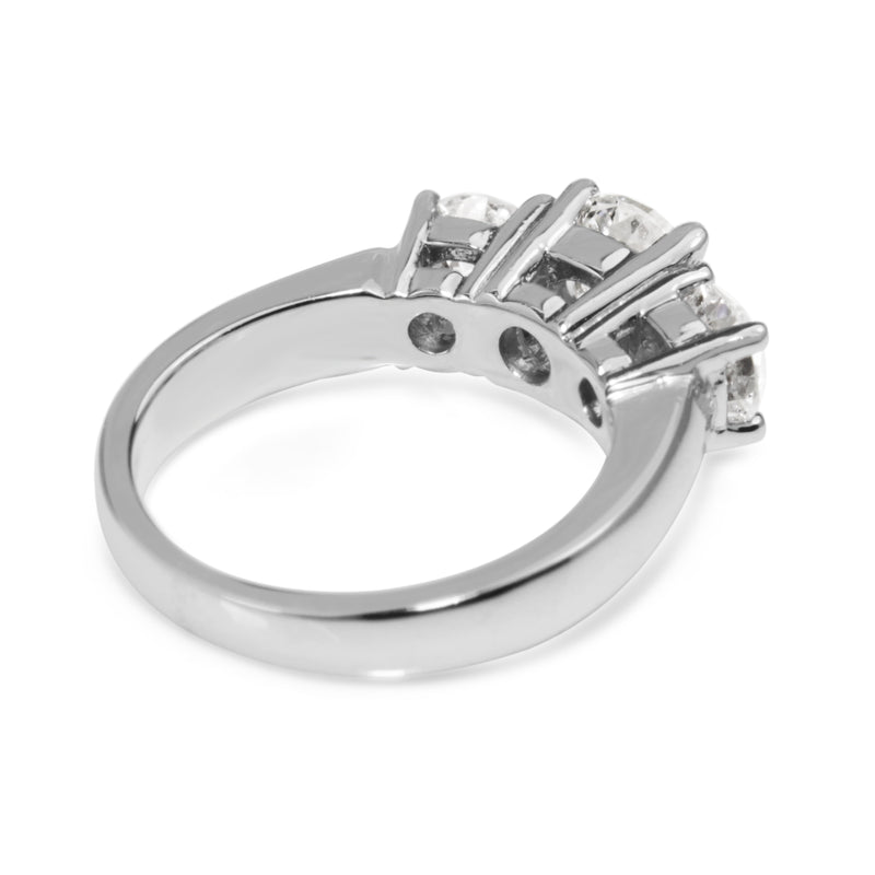 14ct White Gold 3 Stone Diamond Ring