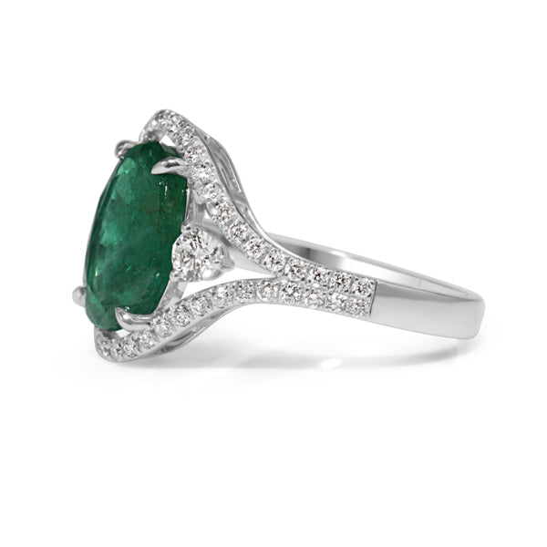 18ct White Gold Emerald and Diamond Ring