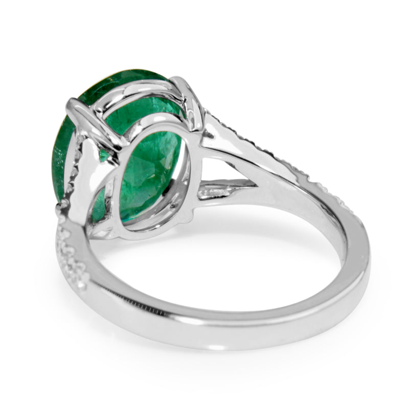 18ct White Gold Emerald and Diamond Split Band Ring