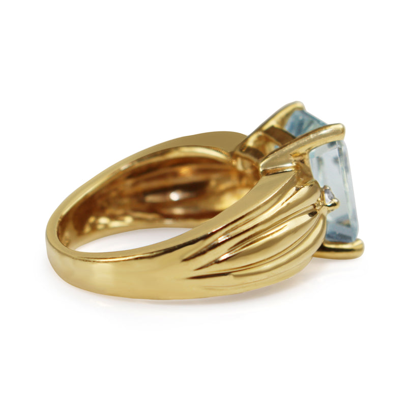 14ct Yellow Gold Aquamarine and Diamond Vintage Ring