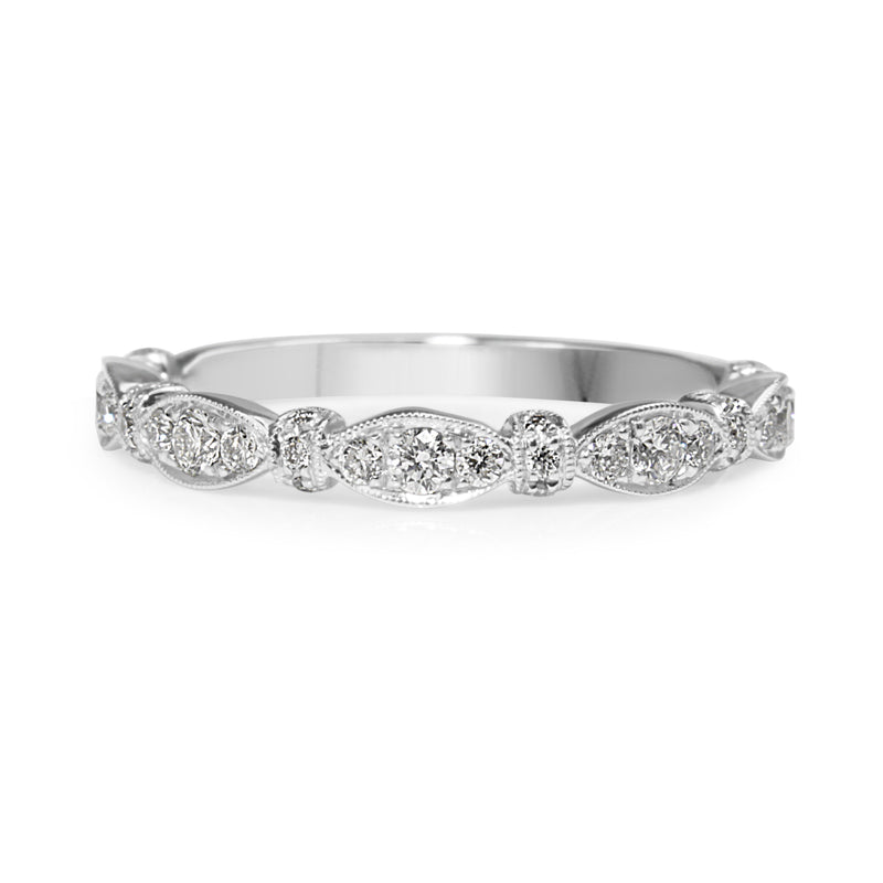 18ct White Gold Vintage Style Diamond Band