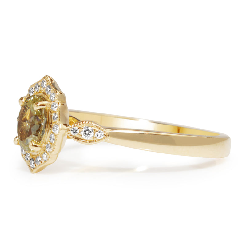 18ct Yellow Gold Vintage Style Yellow Diamond Halo Ring