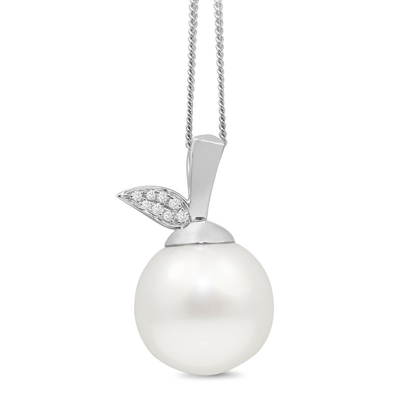 18ct White Gold 15mm South Sea Pearl 'Apple' Diamond Necklace