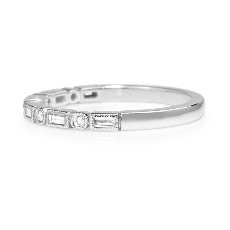 18ct White Gold Deco Style Fine Diamond Band