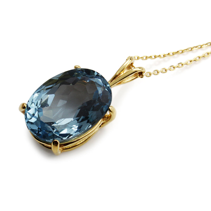 14ct Yellow Gold Topaz Pendant