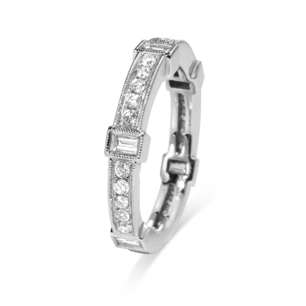 18ct White Gold Vintage Style Diamond Band