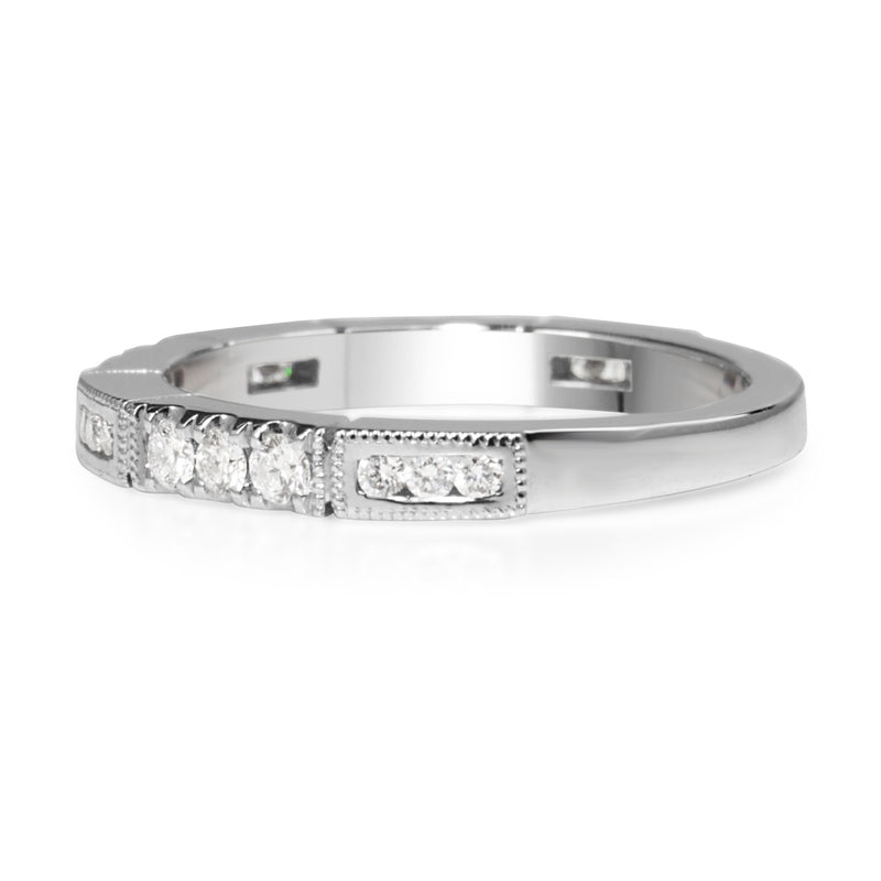 18ct White Gold Vintage Style Diamond Band