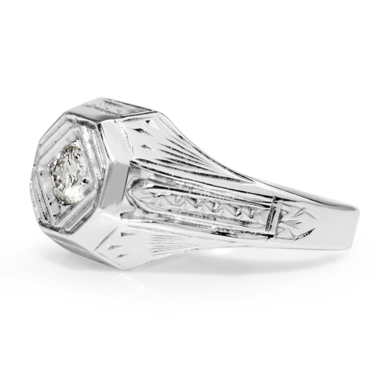 18ct White Gold Vintage Diamond Ring