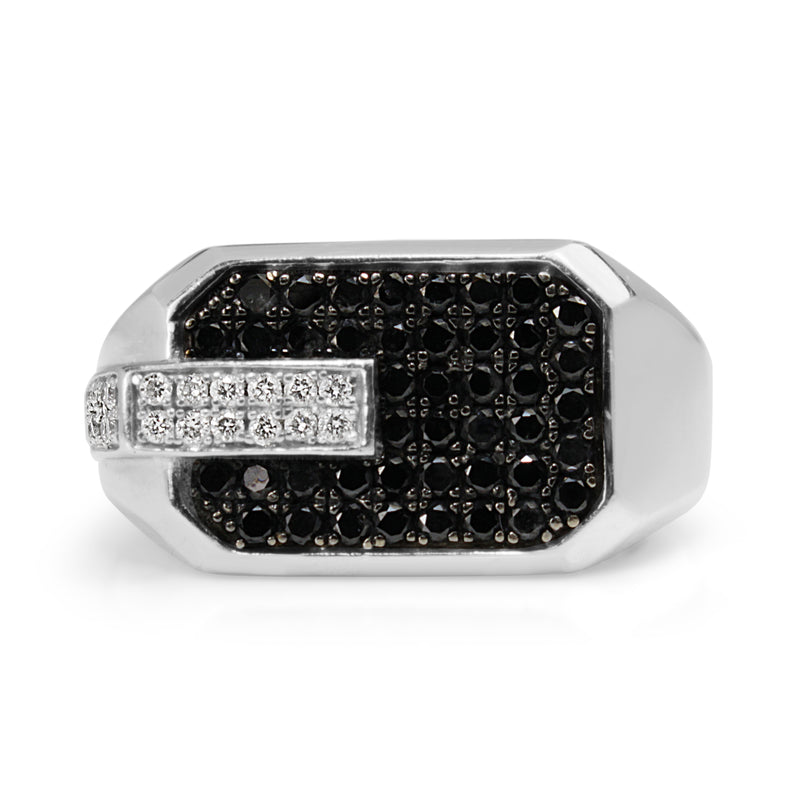 18ct White Gold Black and White Diamond Ring