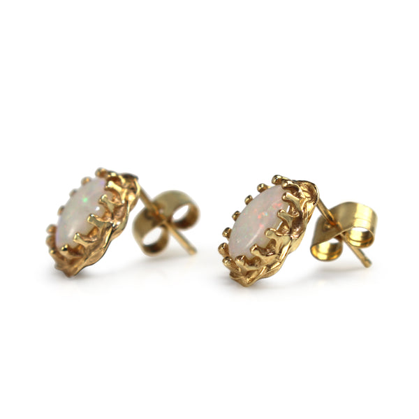 14ct Yellow Gold Opal Stud Earrings