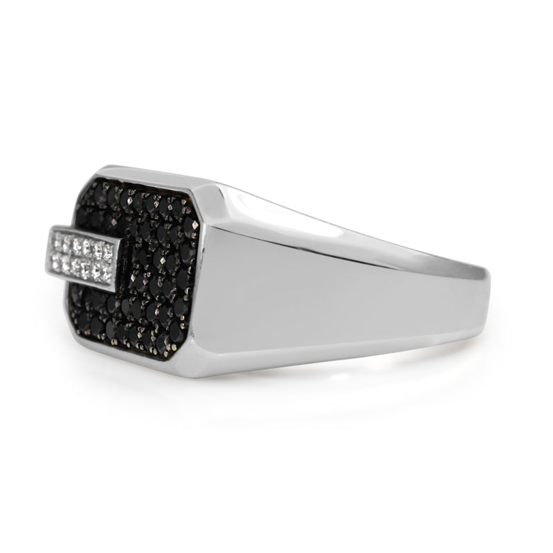 18ct White Gold Black and White Diamond Ring