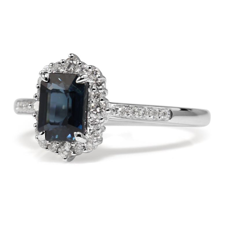 18ct White Gold Sapphire and Diamond Vintage Style Halo Ring