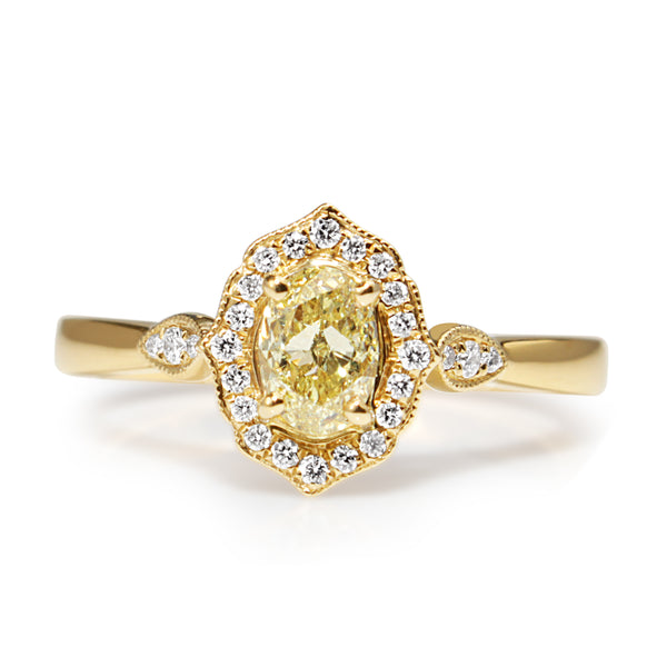 18ct Yellow Gold Vintage Style Yellow Diamond Halo Ring