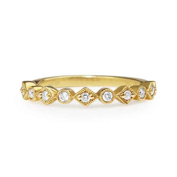 18ct Yellow Gold Vintage Style Diamond Band