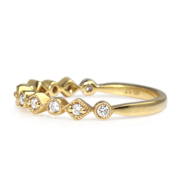 18ct Yellow Gold Vintage Style Diamond Band