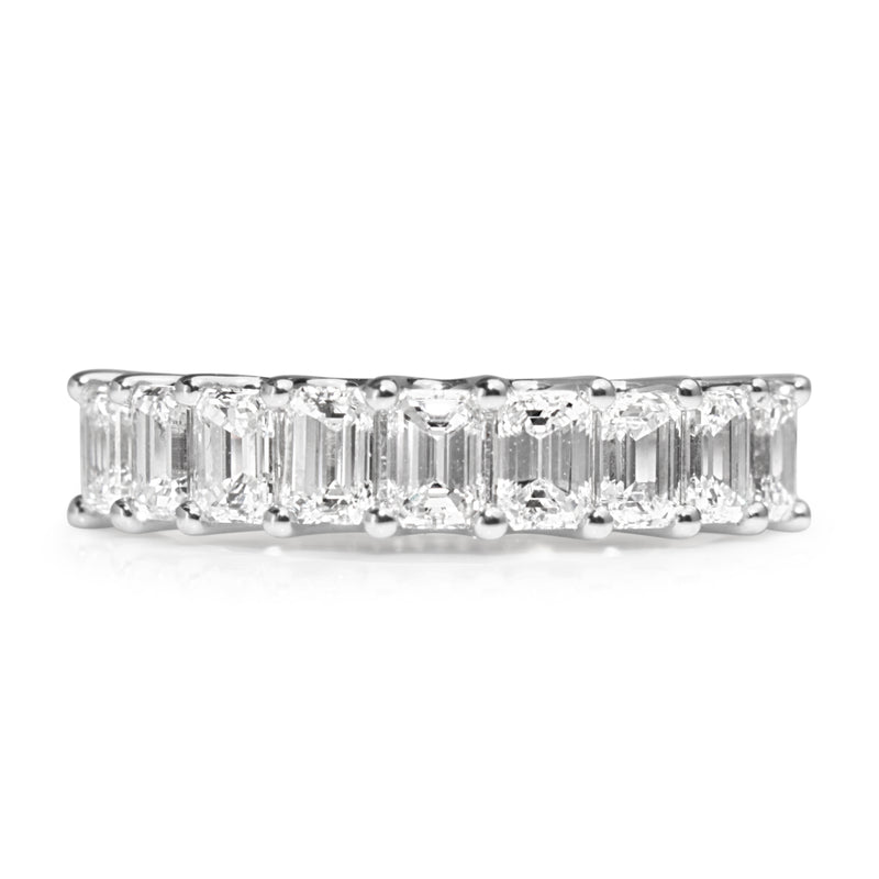 18ct White Gold Emerald Cut Diamond Band