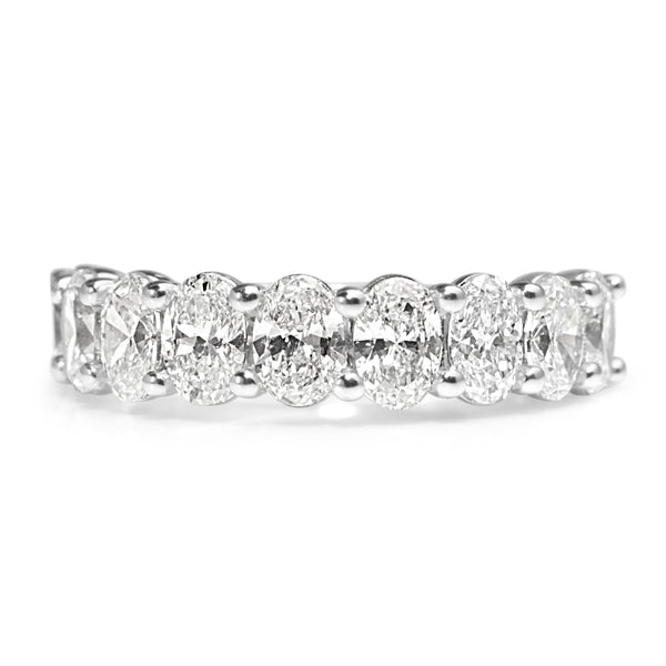 18ct White Gold Oval Diamond Band