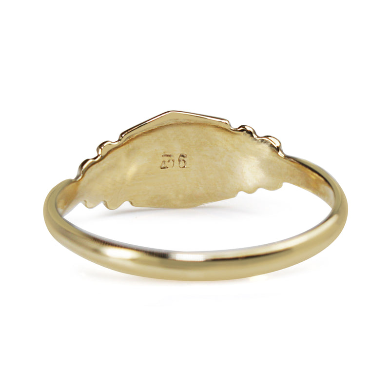 9ct Yellow Gold Antique Style Signet Ring