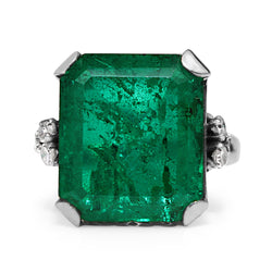 14ct White Gold Emerald and Single Cut Diamond Ring