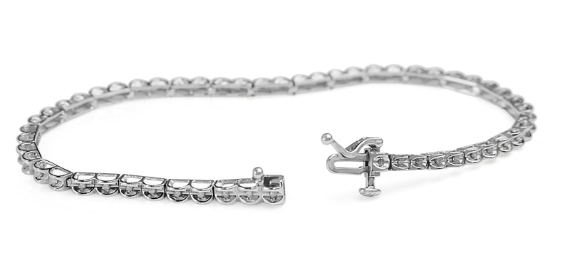 10ct White Gold Fine Diamond Tennis Bracelet