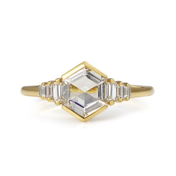 18ct Yellow Gold Hexagonal Step / Portrait Cut Diamond Ring