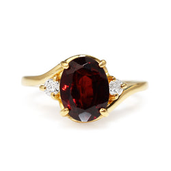 18ct Yellow Gold Garnet and Diamond Ring