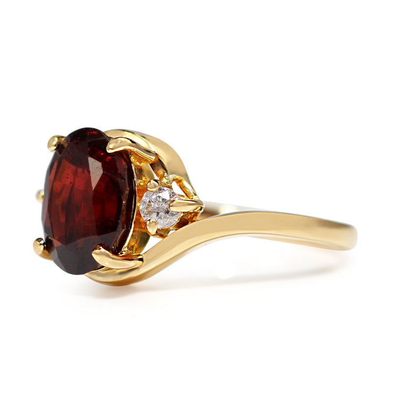 18ct Yellow Gold Garnet and Diamond Ring