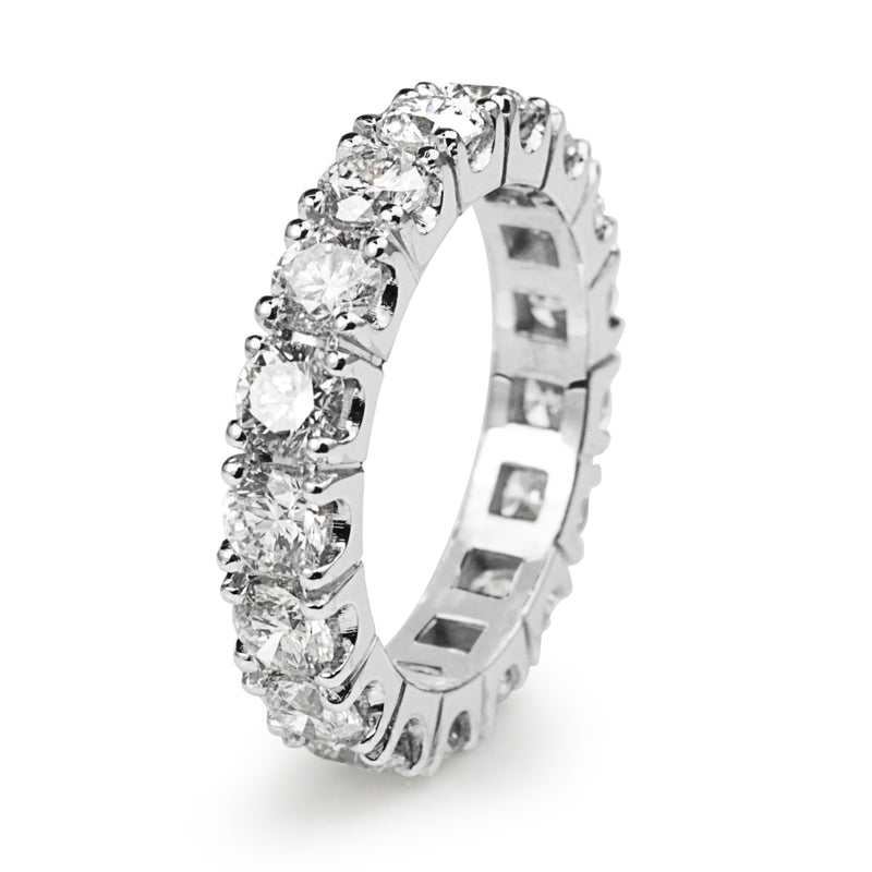 18ct White Gold All Round Diamond Band