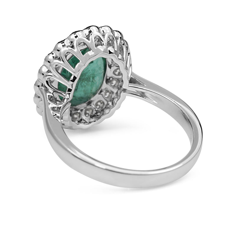 18ct White Gold Emerald and Diamond Daisy Ring