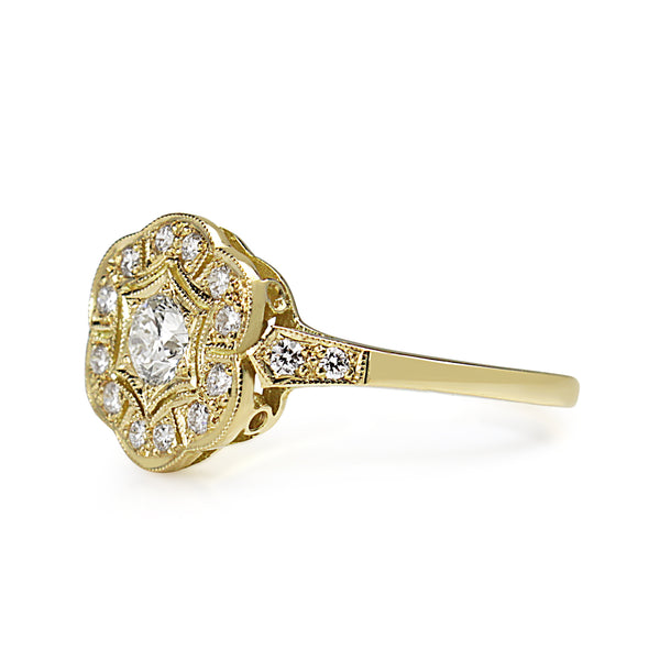 18ct Yellow Gold Vintage Style Diamond Cluster Ring