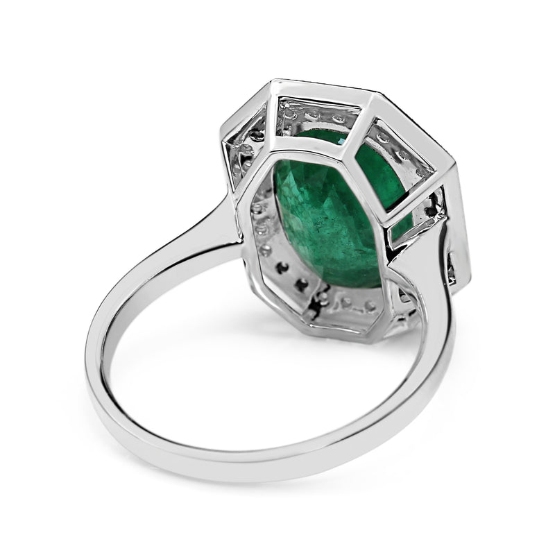 18ct White Gold Emerald and Diamond Art Deco Style Halo Ring