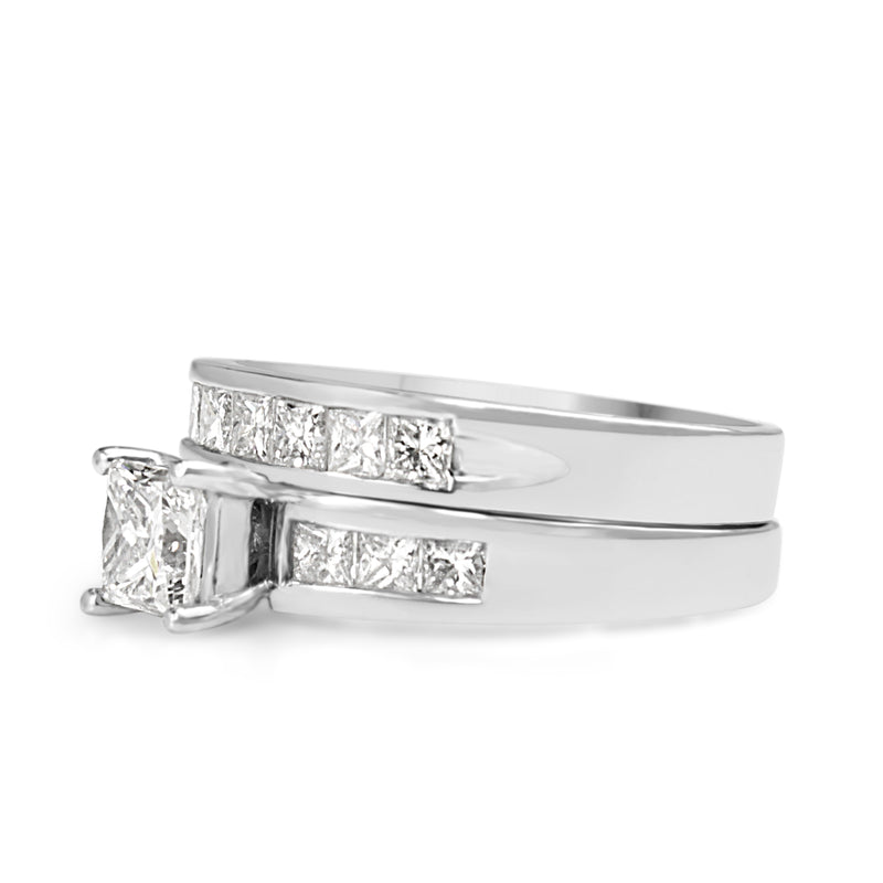 18ct White Gold Princess Cut Solitiare Ring