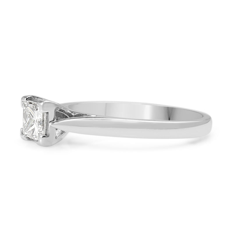 18ct White Gold Princess Cut Diamond Solitaire Ring