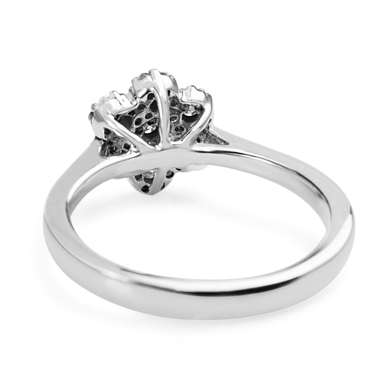 9ct White Gold Diamond Daisy Cluster Ring