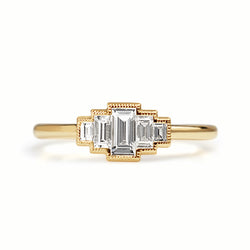 18ct Yellow Gold Baguette Diamond 5 Stone Ring