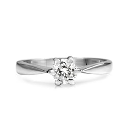 18ct White Gold Diamond Solitaire Ring