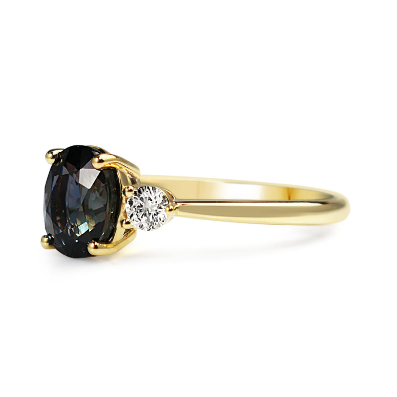 18ct Yellow Gold 2.03 Purple/Blue Sapphire and Diamond 3 Stone Ring