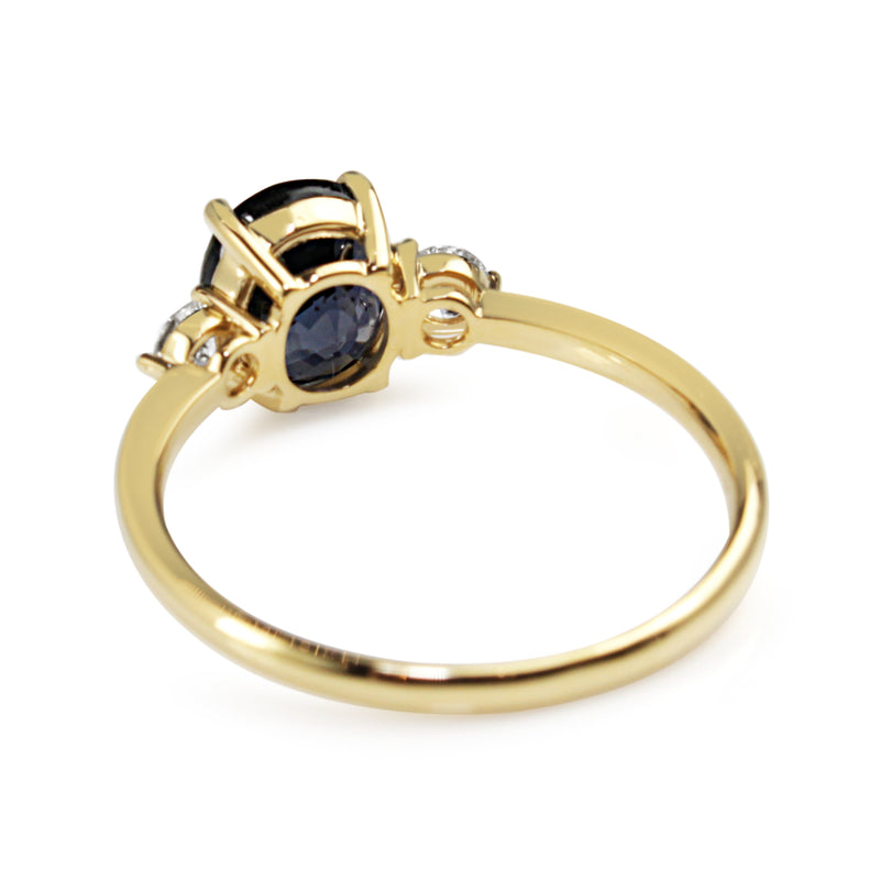 18ct Yellow Gold 2.03 Purple/Blue Sapphire and Diamond 3 Stone Ring
