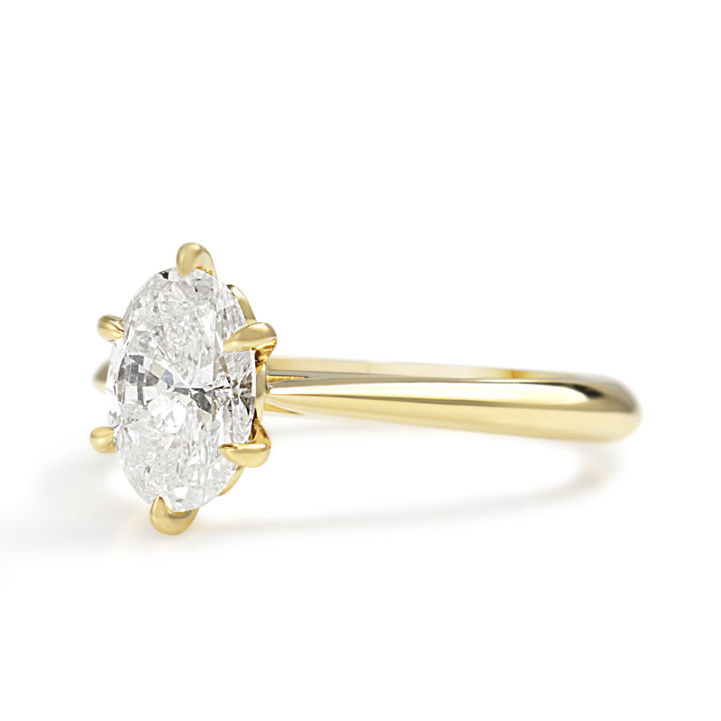 18ct Yellow Gold 1.05ct Oval Diamond Solitaire Ring