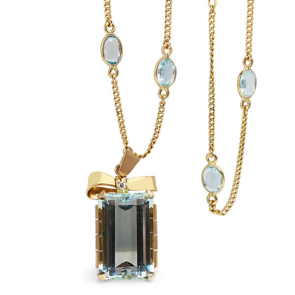 18ct Yellow Gold Vintage Aquamarine and Diamond Bow Pendant on Topaz Chain Necklace