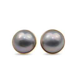 18ct Yellow Gold Mabé Pearl Stud Earrings