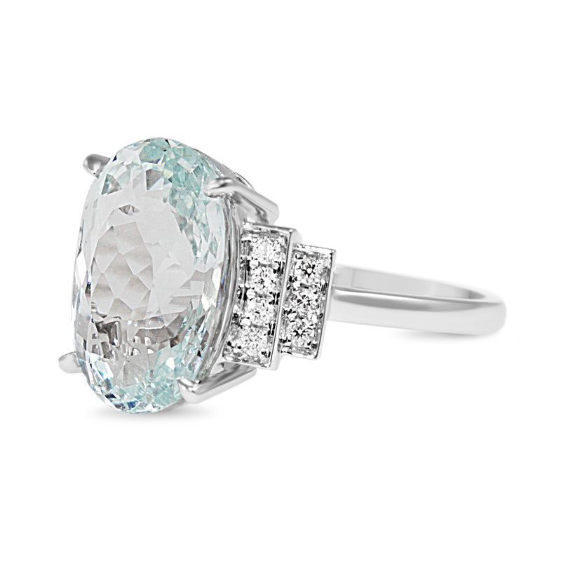 18ct White Gold Aquamarine and Diamond Deco Style Ring