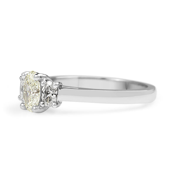 18ct White Gold 3 Stone Oval Diamond Ring