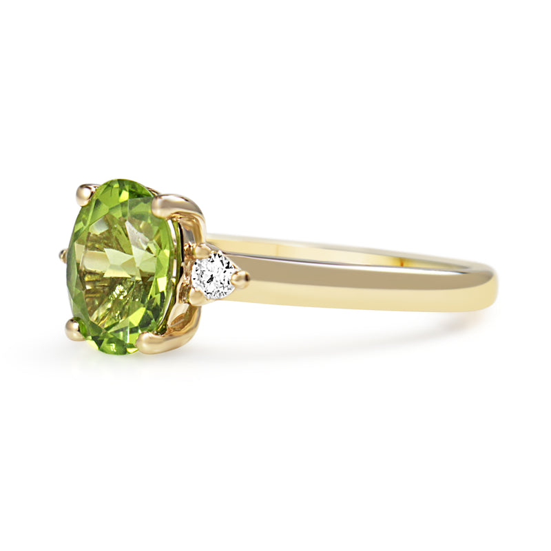 9ct Yellow Gold Peridot and Diamond 3 Stone Ring